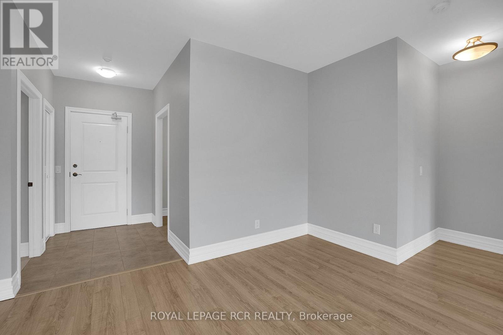 403 - 60 Ann Street, Caledon, Ontario  L7E 4G5 - Photo 4 - W12467729