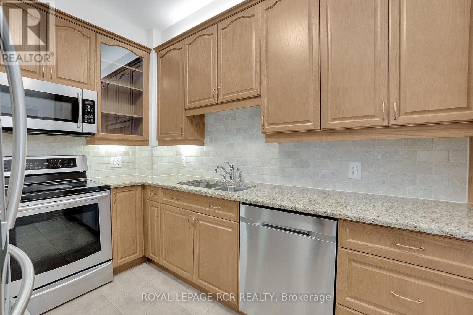 403 - 60 Ann Street, Caledon, Ontario  L7E 4G5 - Photo 7 - W12467729