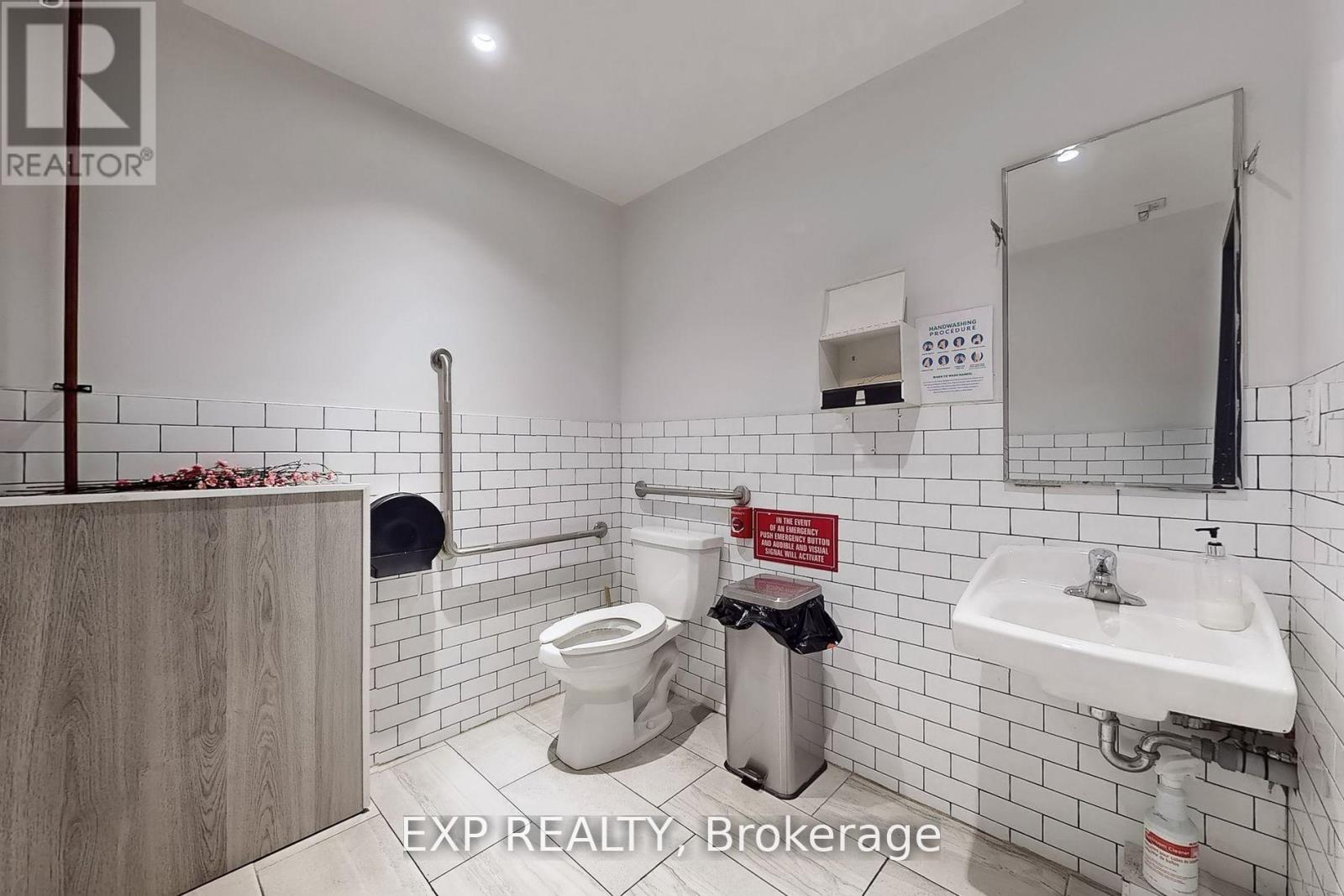 103 - 491 Appleby Line, Burlington, Ontario  L7L 2Y1 - Photo 18 - W12467734