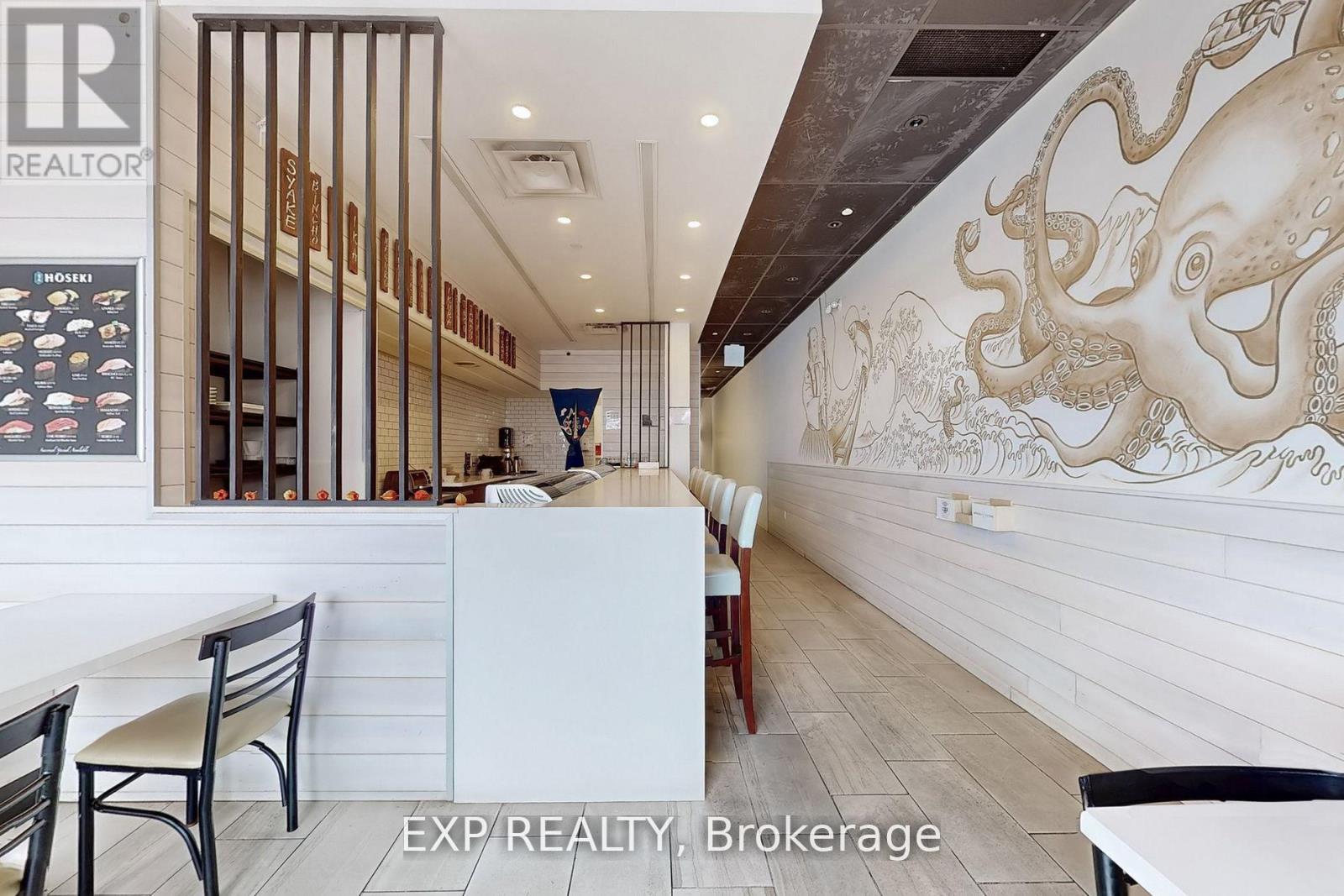 103 - 491 Appleby Line, Burlington, Ontario  L7L 2Y1 - Photo 3 - W12467734