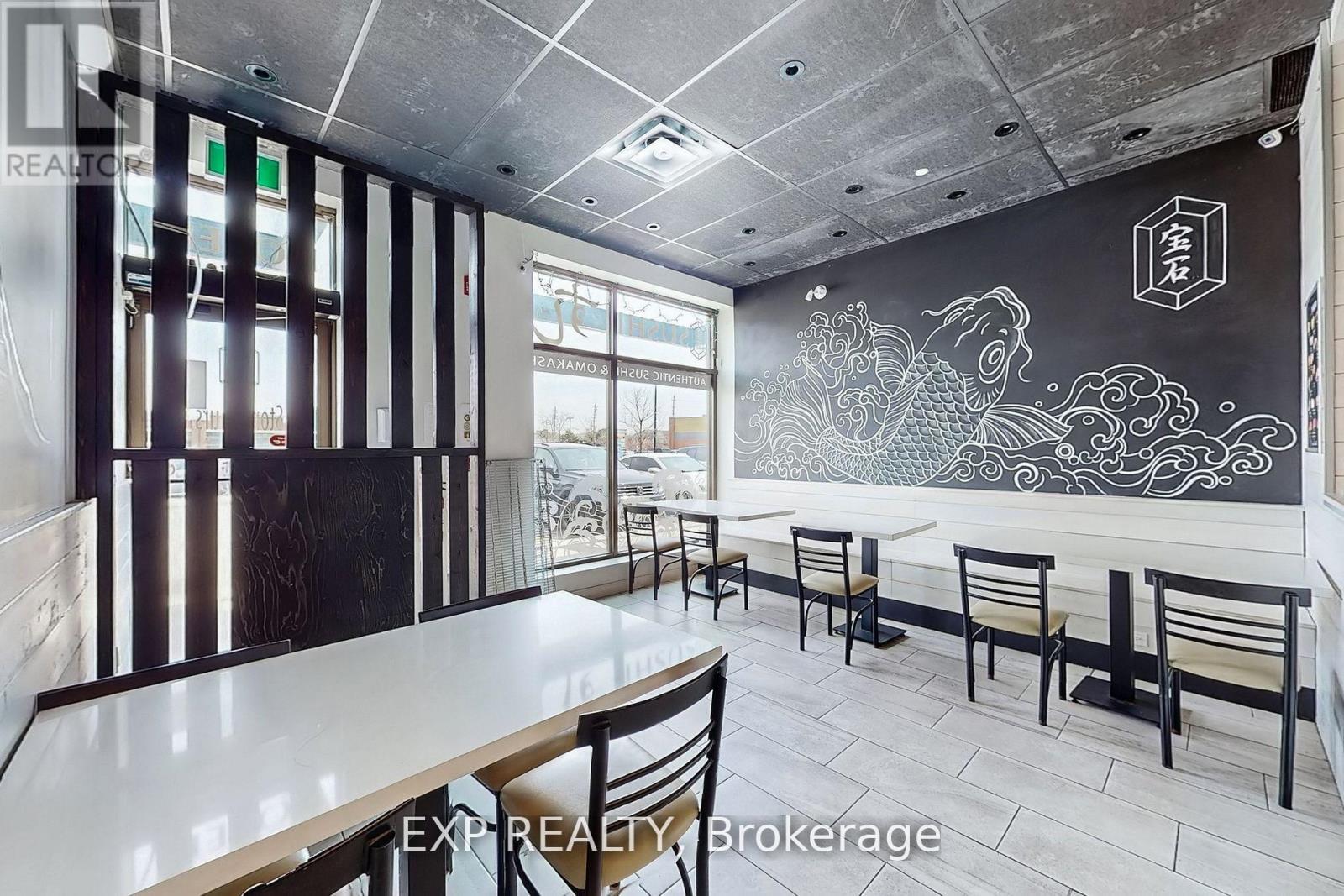 103 - 491 Appleby Line, Burlington, Ontario  L7L 2Y1 - Photo 4 - W12467734