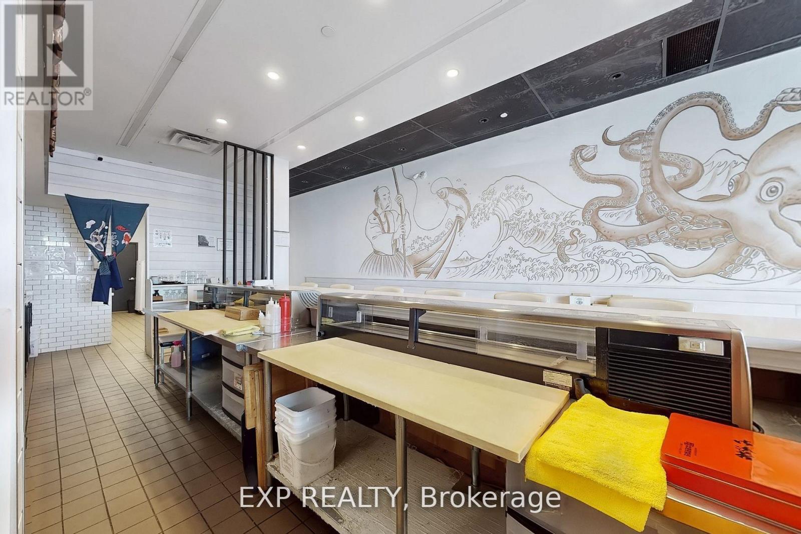 103 - 491 Appleby Line, Burlington, Ontario  L7L 2Y1 - Photo 8 - W12467734