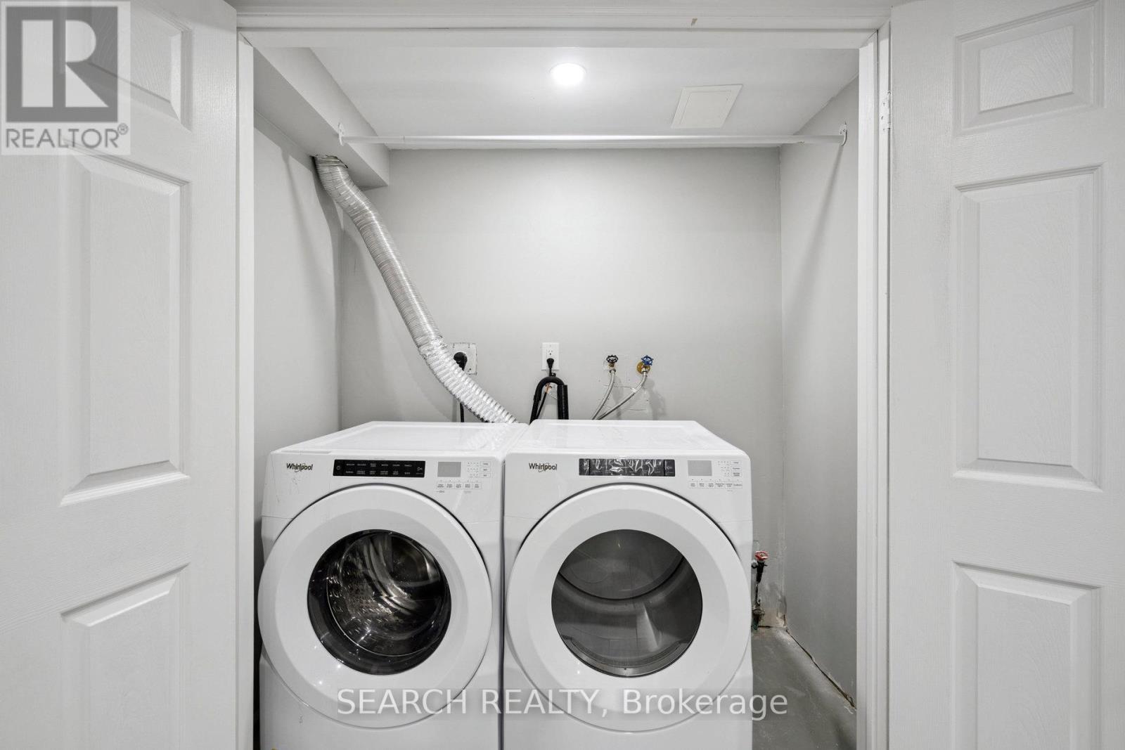 15 Hector Court, Brampton, Ontario  L6S 1P1 - Photo 33 - W12467759