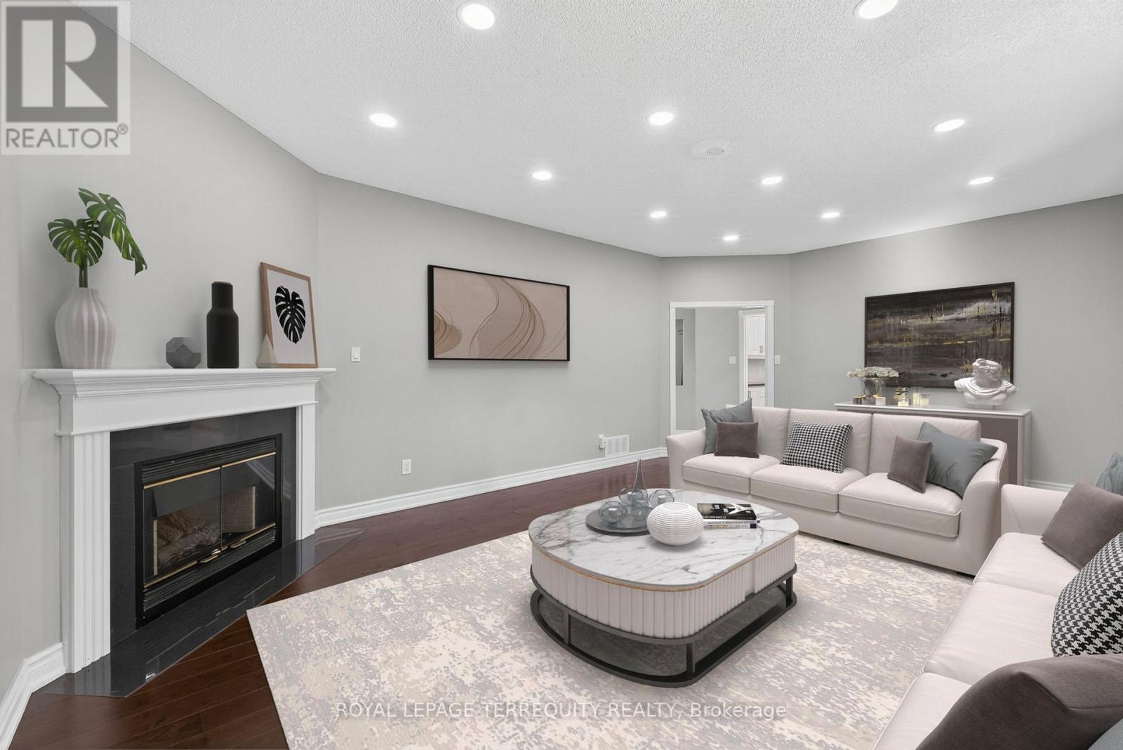 3108 Eden Oak Crescent, Mississauga, Ontario  L5L 5V1 - Photo 12 - W12467761