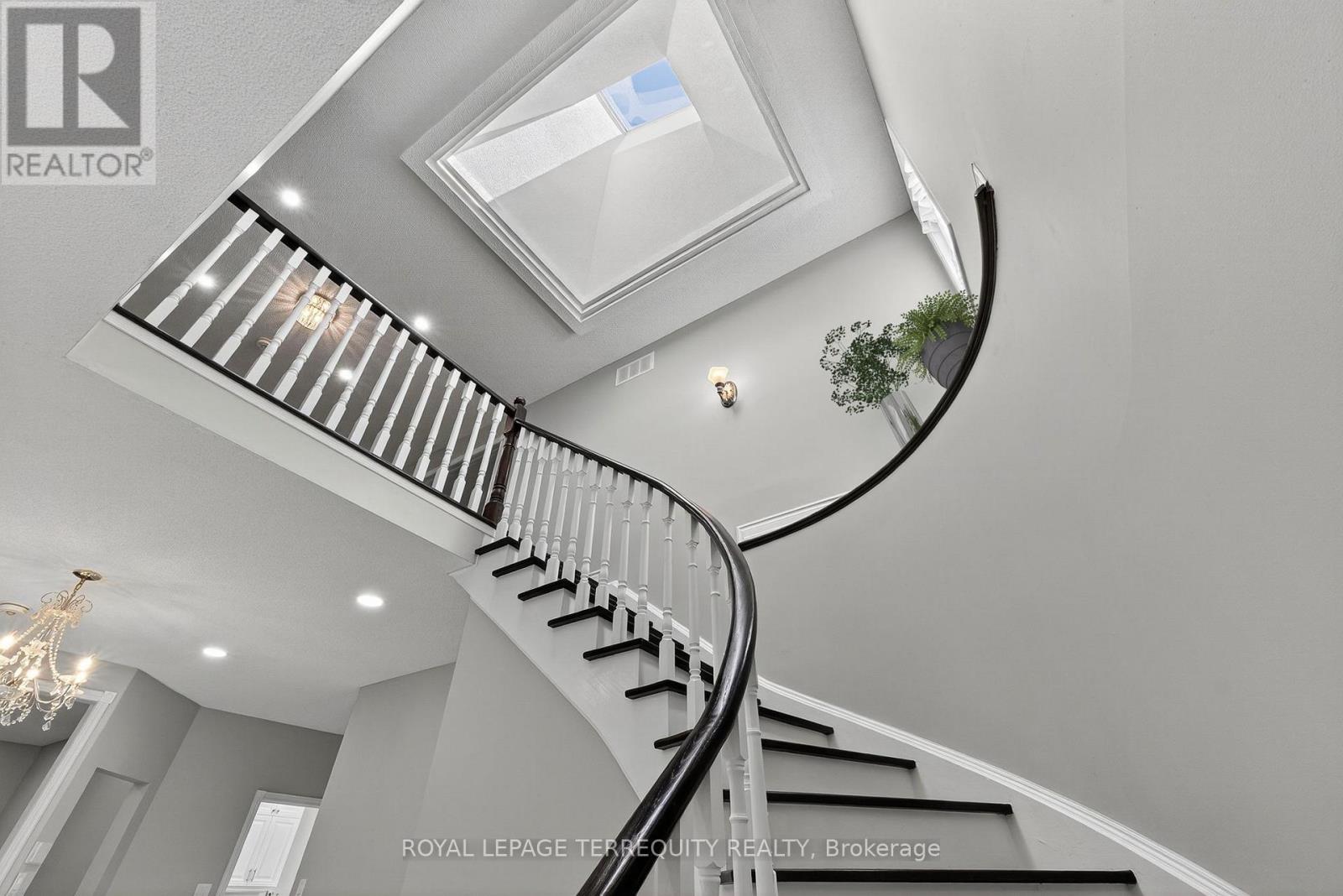 3108 Eden Oak Crescent, Mississauga, Ontario  L5L 5V1 - Photo 20 - W12467761