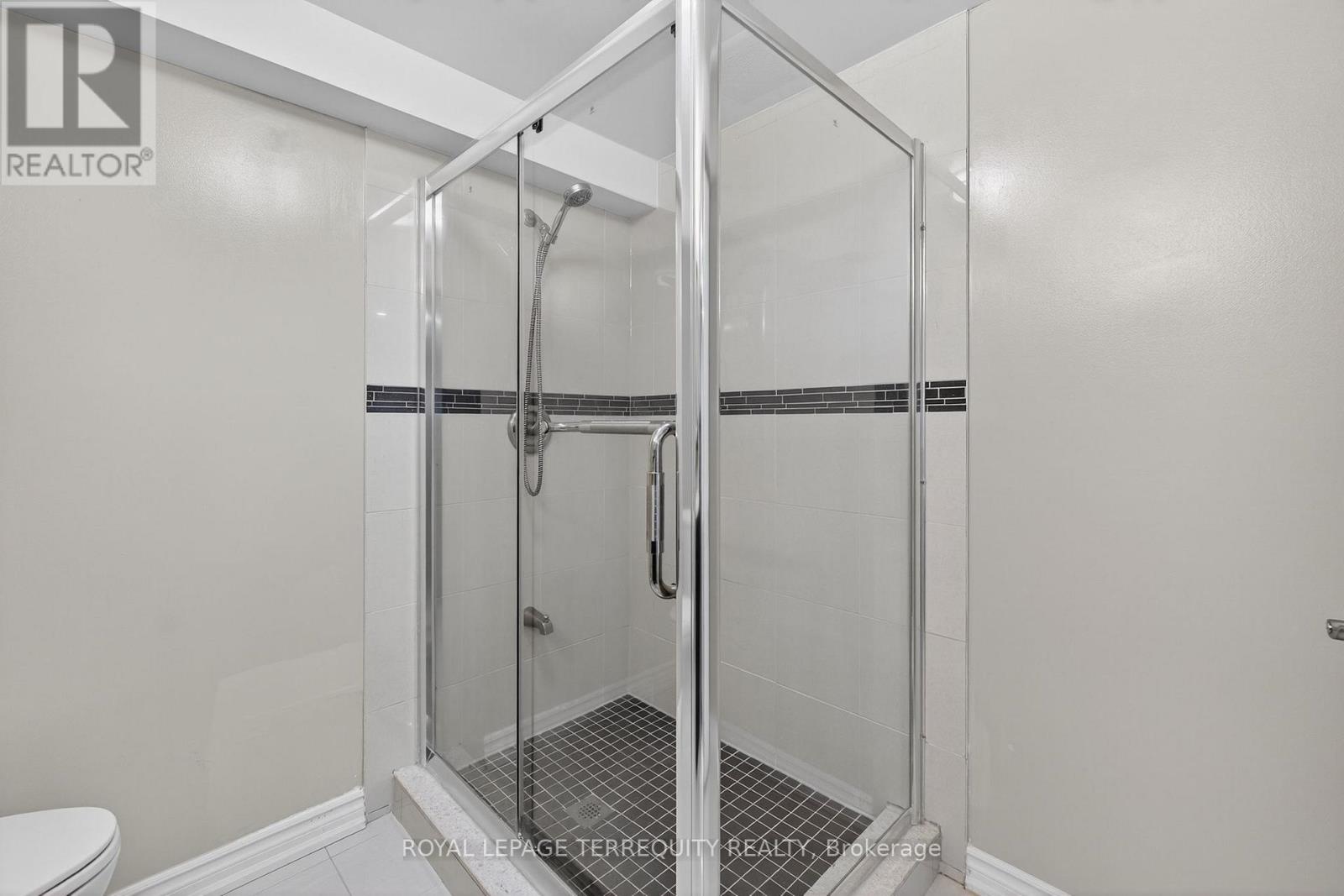 3108 Eden Oak Crescent, Mississauga, Ontario  L5L 5V1 - Photo 44 - W12467761