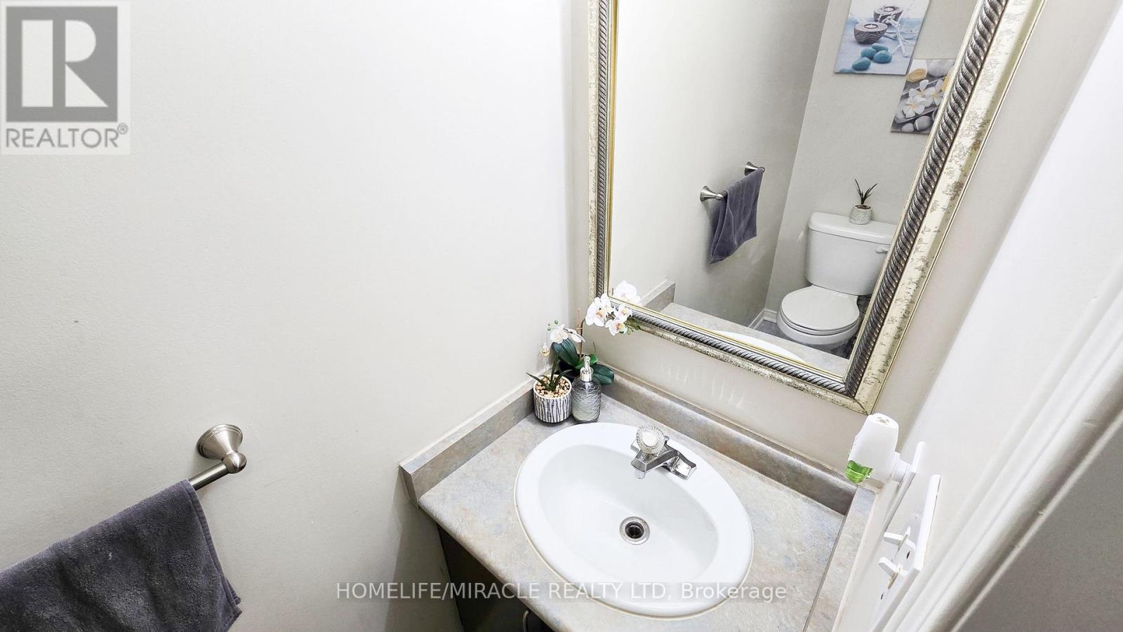 48 Bramcedar Crescent, Brampton, Ontario  L7A 1T3 - Photo 14 - W12467765