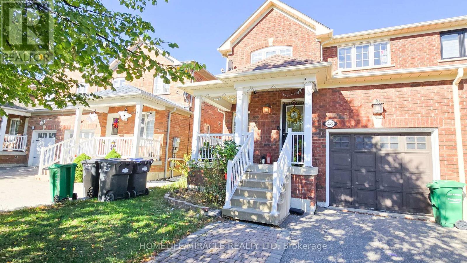 48 Bramcedar Crescent, Brampton, Ontario  L7A 1T3 - Photo 2 - W12467765