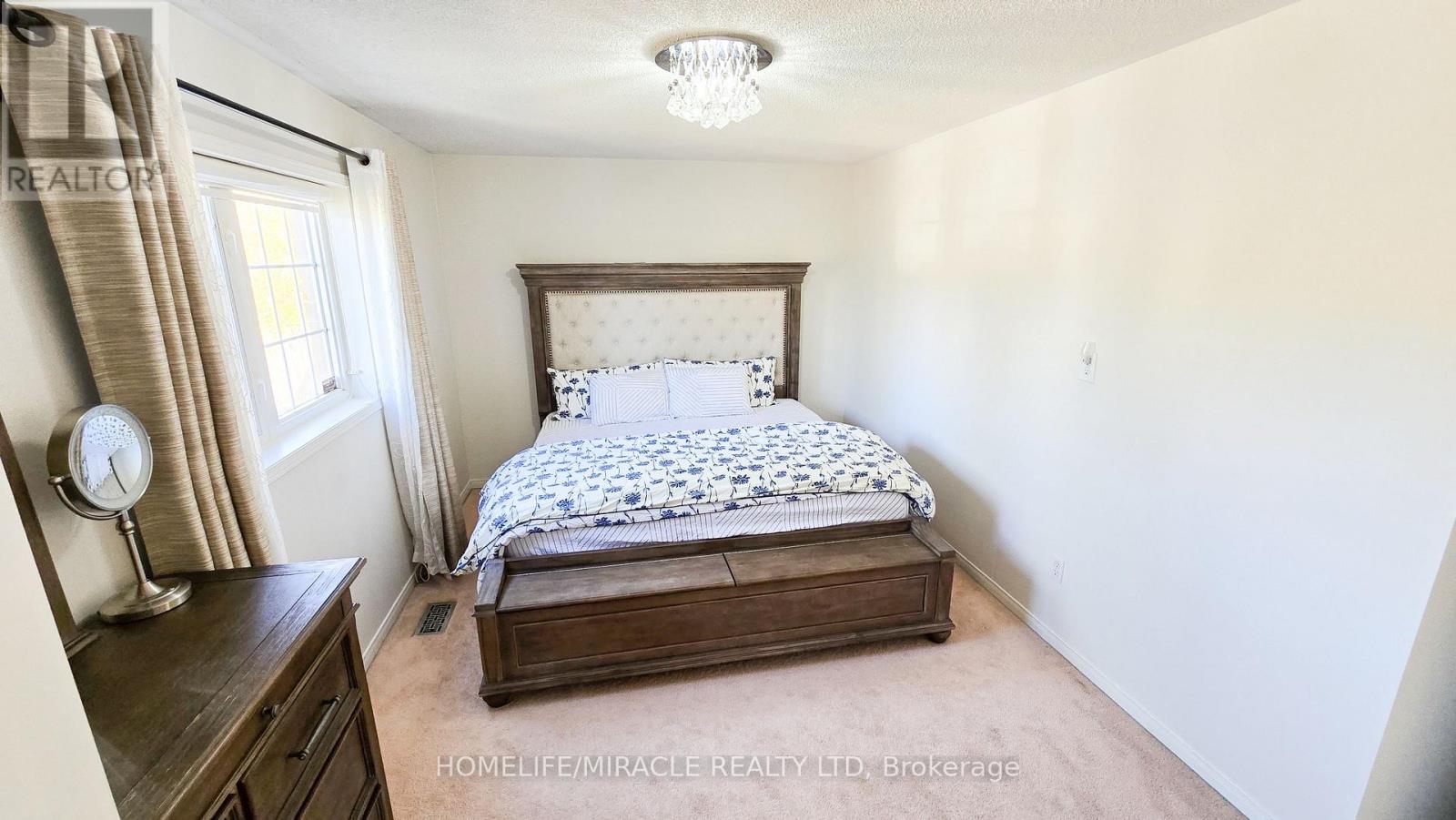 48 Bramcedar Crescent, Brampton, Ontario  L7A 1T3 - Photo 22 - W12467765