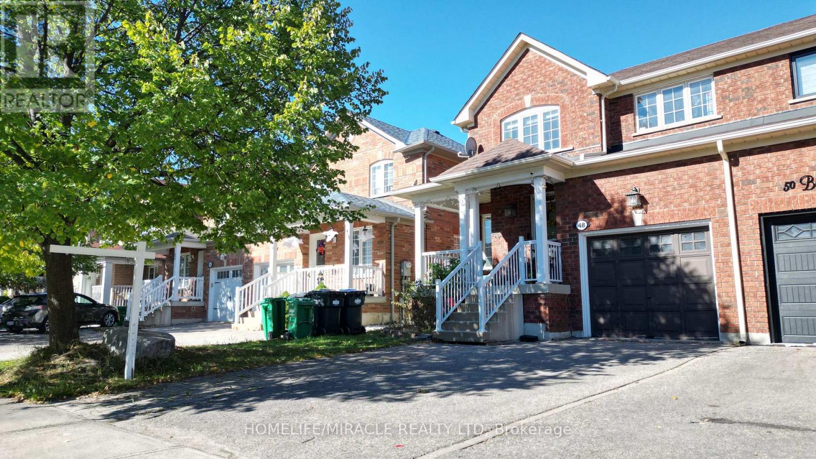 48 Bramcedar Crescent, Brampton, Ontario  L7A 1T3 - Photo 3 - W12467765