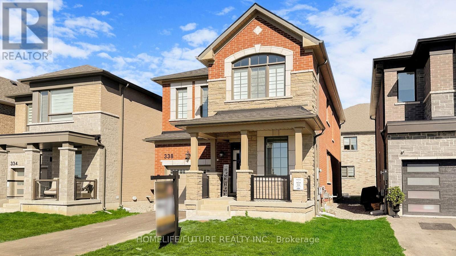 338 Marigold Court, Milton, Ontario  L9E 2B9 - Photo 2 - W12467806