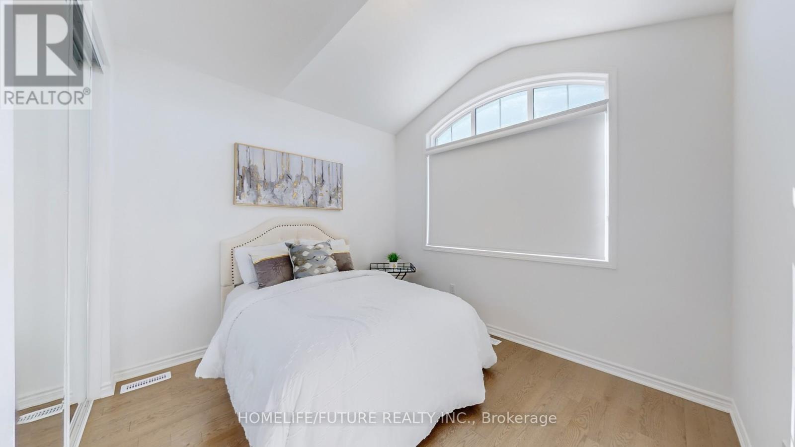 338 Marigold Court, Milton, Ontario  L9E 2B9 - Photo 44 - W12467806