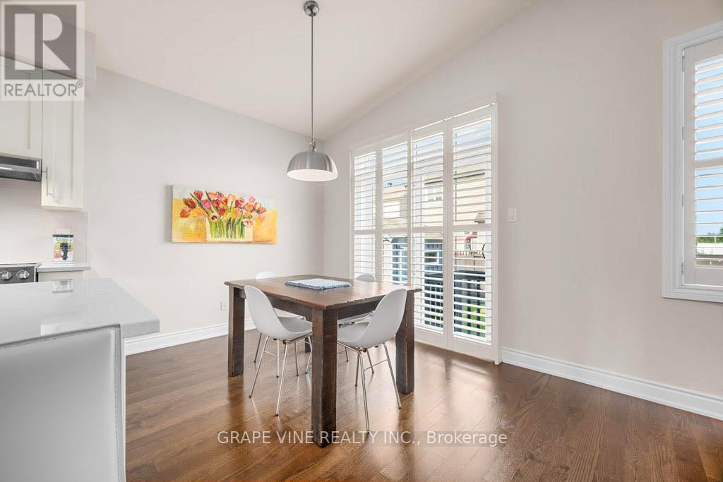 862 Oat Straw Way, Ottawa, Ontario  K1T 0M2 - Photo 13 - X12467853