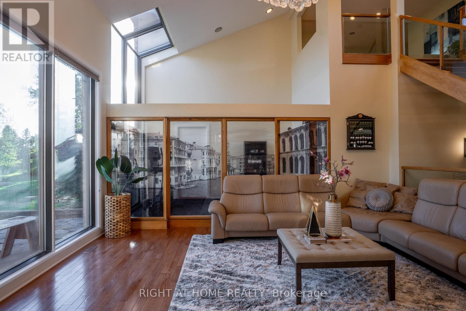 5 Burnt Tree Court, Ottawa, Ontario  K2R 1B8 - Photo 11 - X12467883