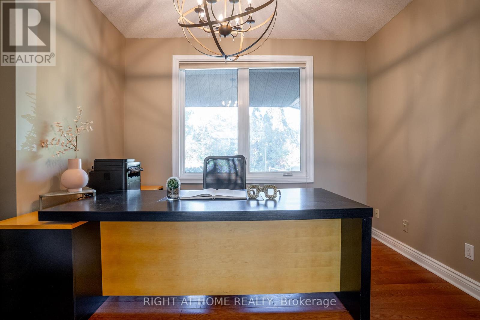 5 Burnt Tree Court, Ottawa, Ontario  K2R 1B8 - Photo 13 - X12467883
