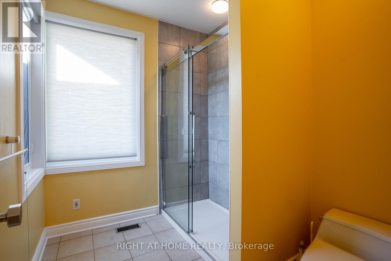 5 Burnt Tree Court, Ottawa, Ontario  K2R 1B8 - Photo 29 - X12467883