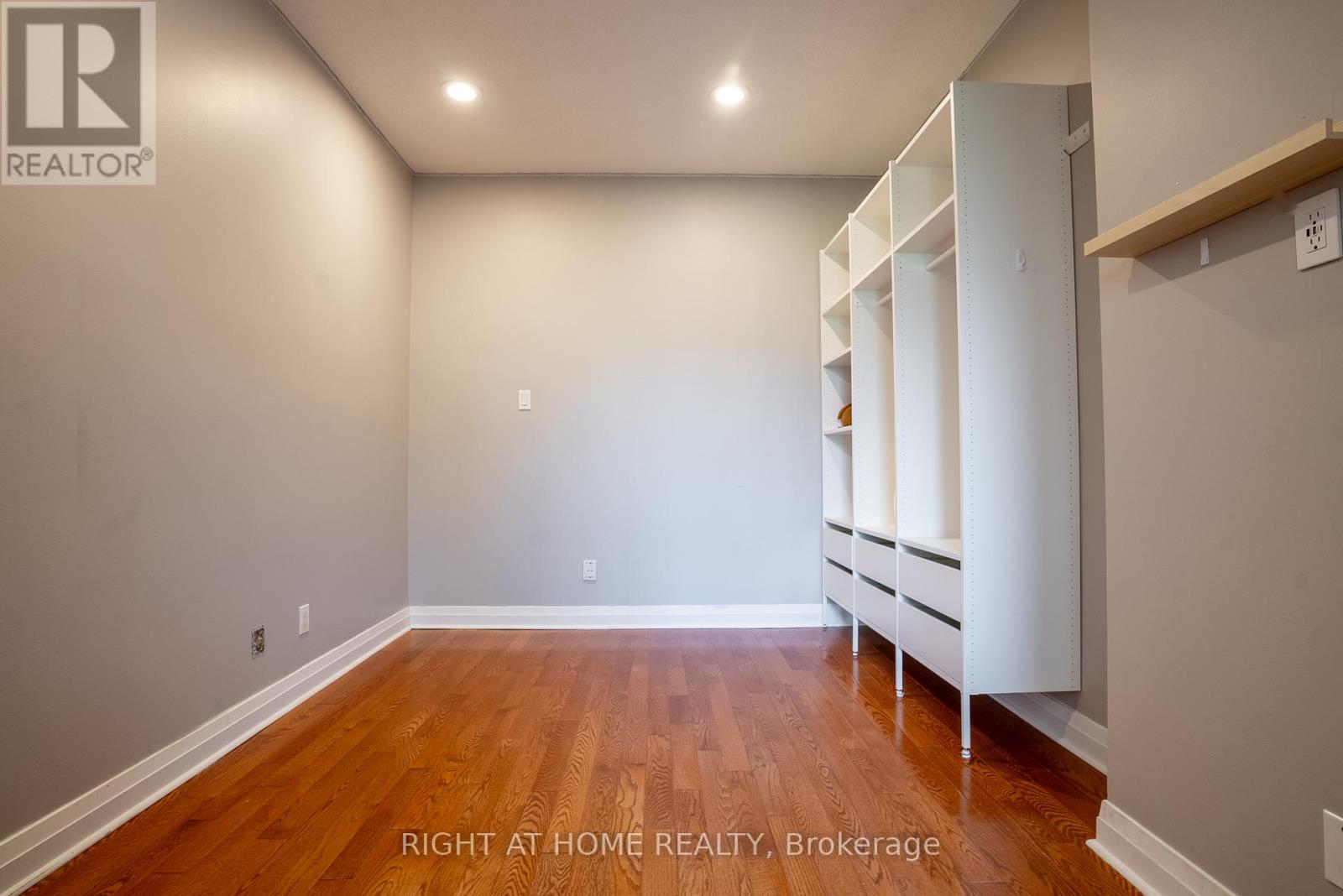 5 Burnt Tree Court, Ottawa, Ontario  K2R 1B8 - Photo 32 - X12467883