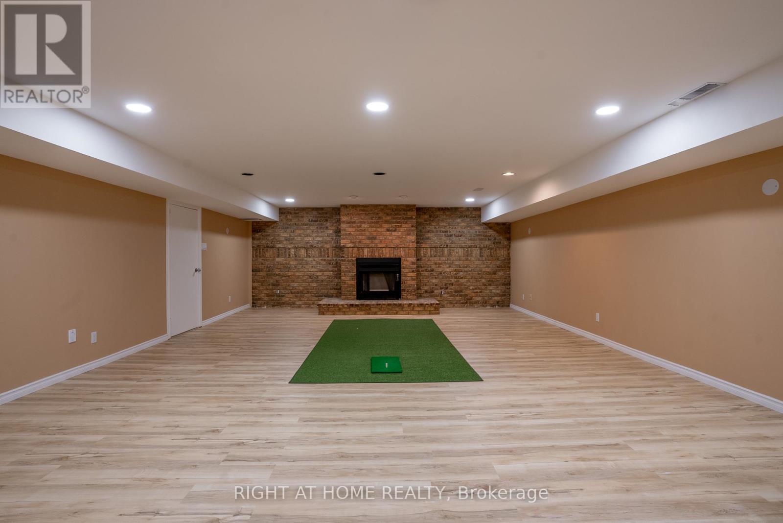 5 Burnt Tree Court, Ottawa, Ontario  K2R 1B8 - Photo 41 - X12467883