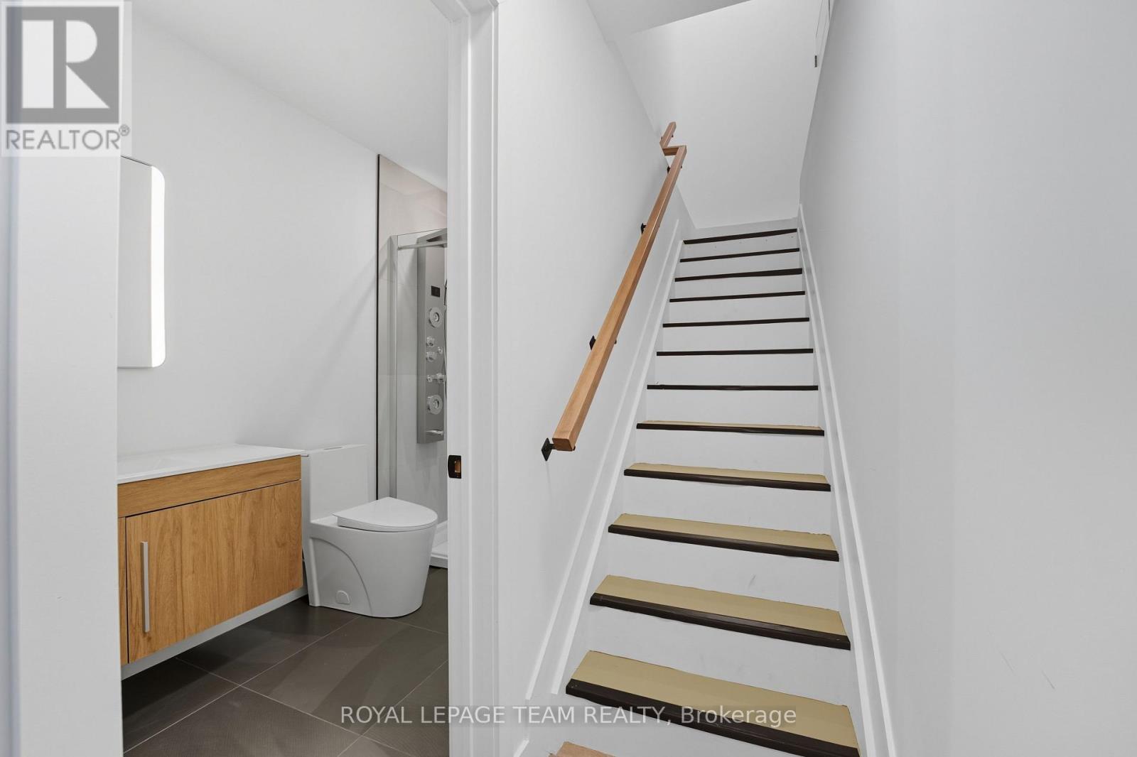 984 Watson Street, Ottawa, Ontario  K2B 6C2 - Photo 34 - X12467885