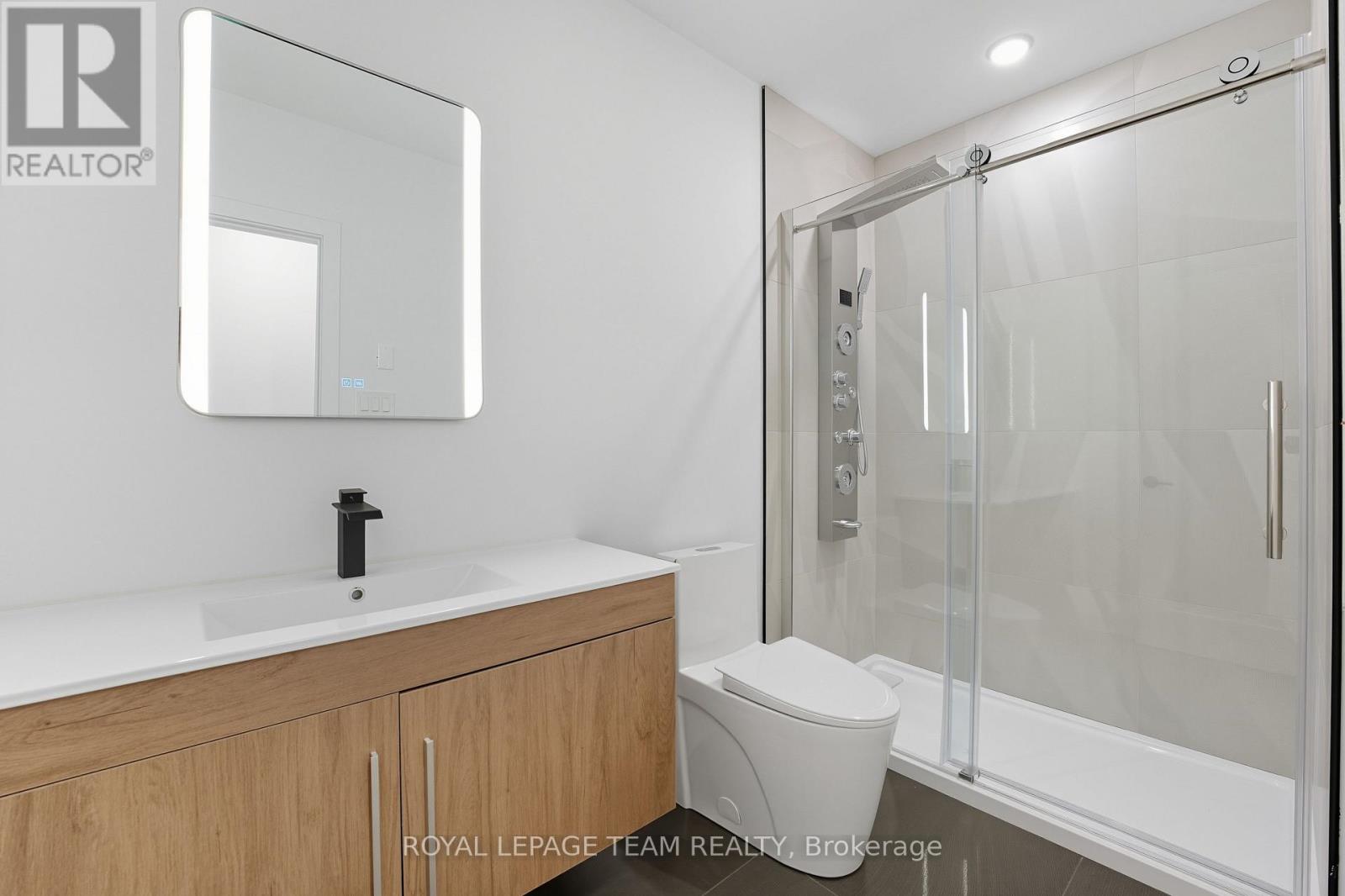 984 Watson Street, Ottawa, Ontario  K2B 6C2 - Photo 35 - X12467885
