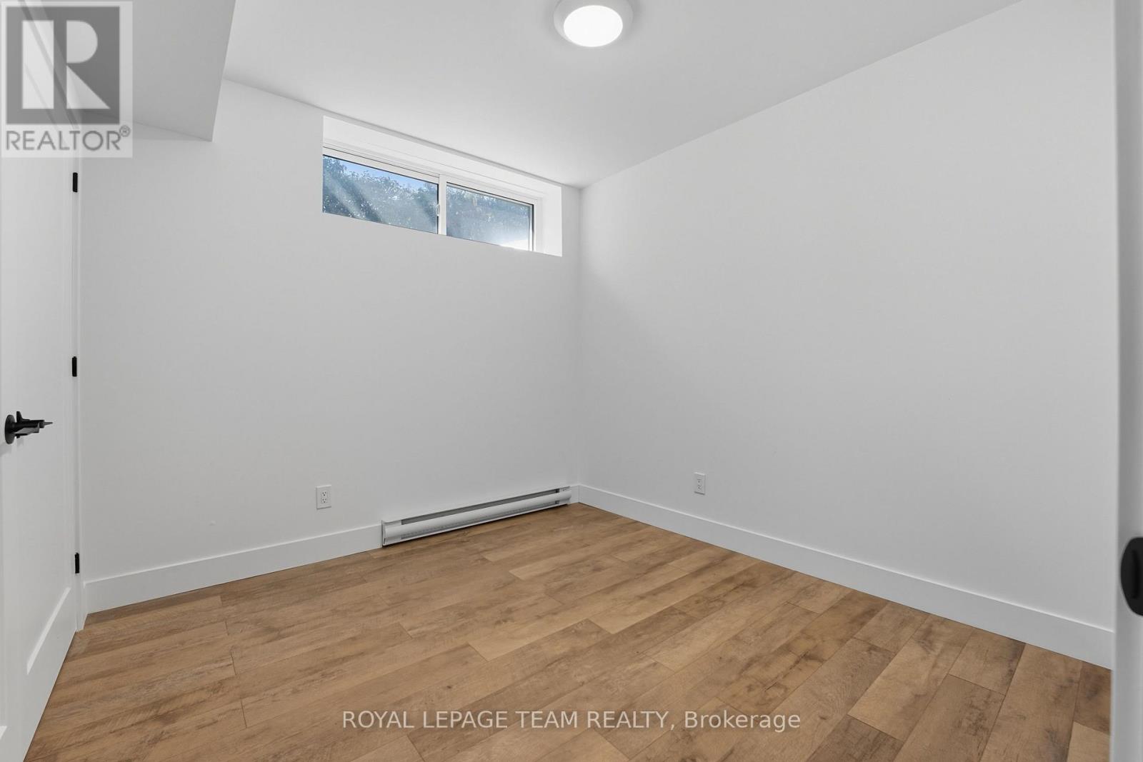 984 Watson Street, Ottawa, Ontario  K2B 6C2 - Photo 42 - X12467885