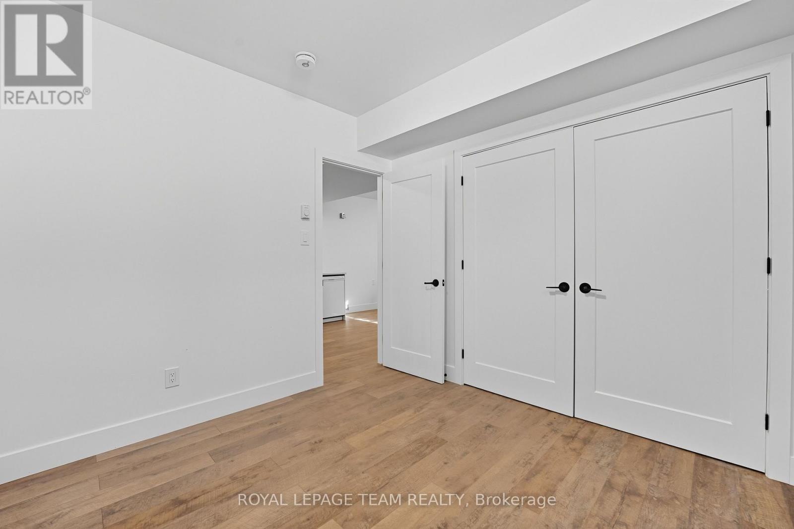 984 Watson Street, Ottawa, Ontario  K2B 6C2 - Photo 43 - X12467885