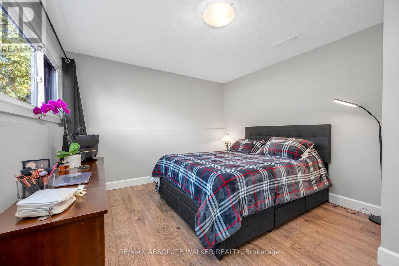 5298 Hillcrest Drive, Ottawa, Ontario  K4M 1E6 - Photo 21 - X12467900