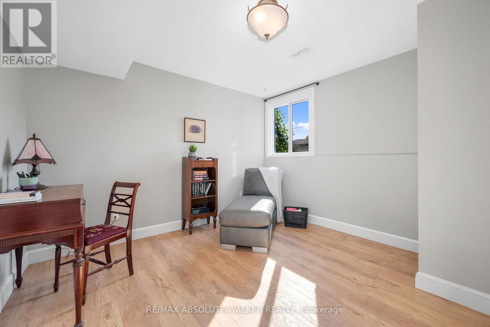 5298 Hillcrest Drive, Ottawa, Ontario  K4M 1E6 - Photo 22 - X12467900
