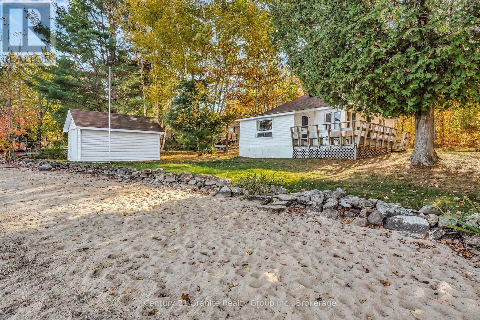 17058 Highway 35, Algonquin Highlands, Ontario  K0M 1S0 - Photo 34 - X12467628