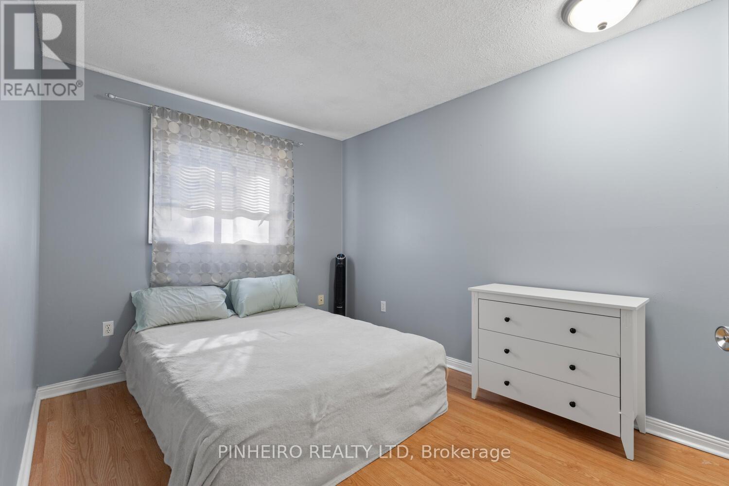 324 Conway Drive, London South, Ontario  N6E 3J9 - Photo 13 - X12467827