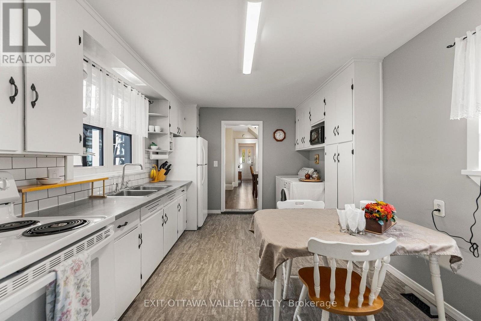 684 Gordon Street, Pembroke, Ontario  K8A 6J8 - Photo 19 - X12467855