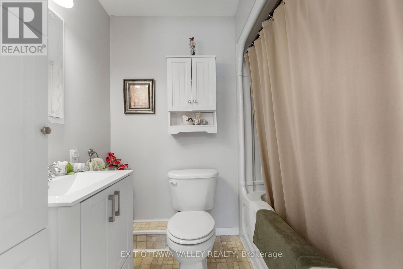 684 Gordon Street, Pembroke, Ontario  K8A 6J8 - Photo 27 - X12467855