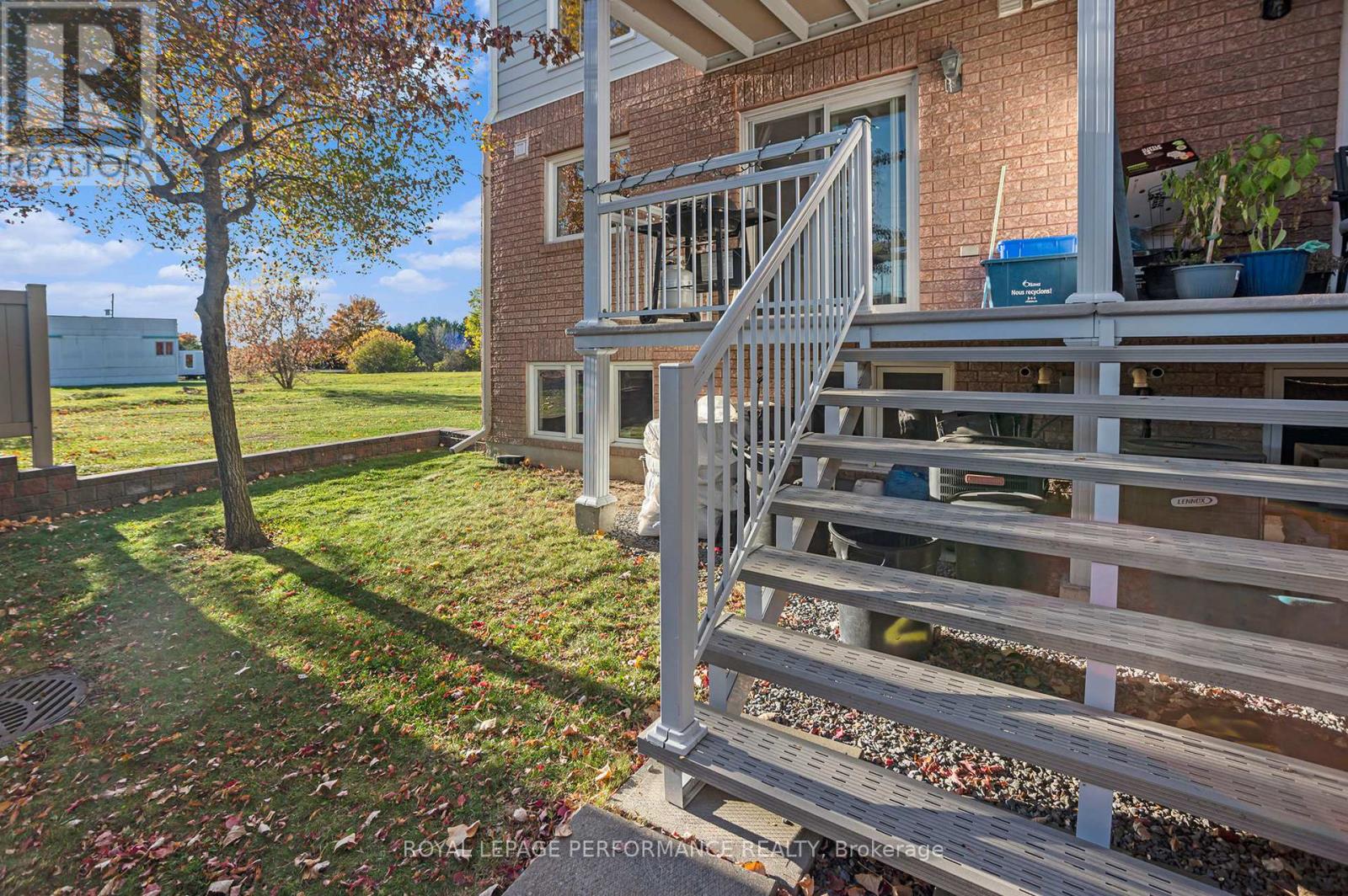 18 - 294 Tivoli Private, Ottawa, Ontario  K2E 0A6 - Photo 18 - X12458406