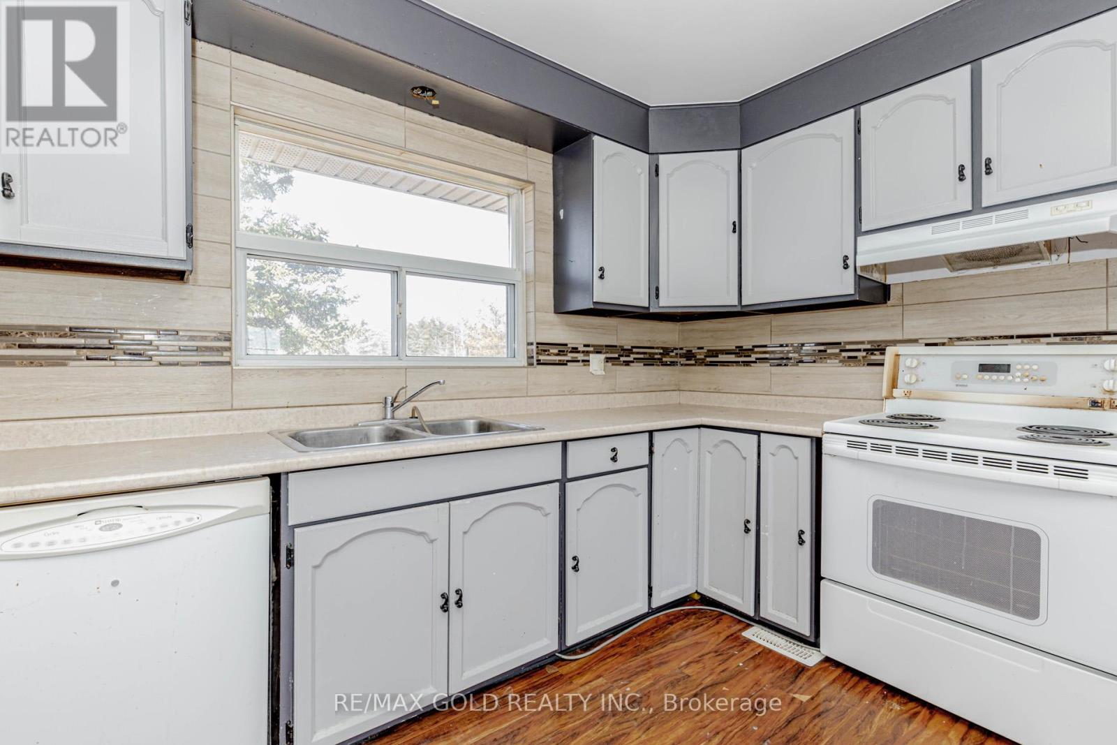255505 9th Line, Amaranth, Ontario  L0N 1S5 - Photo 15 - X12467671