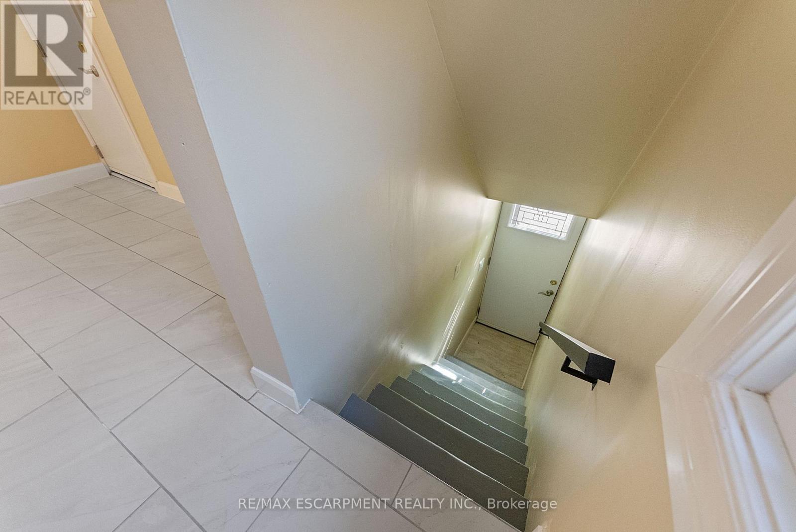 940 Barton Street E, Hamilton, Ontario  L8L 3C5 - Photo 15 - X12467701