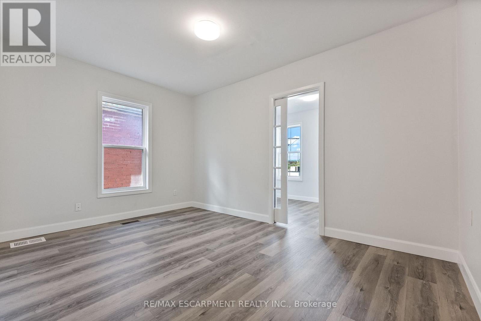 940 Barton Street E, Hamilton, Ontario  L8L 3C5 - Photo 18 - X12467701