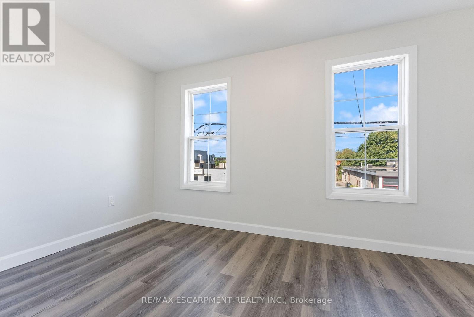 940 Barton Street E, Hamilton, Ontario  L8L 3C5 - Photo 19 - X12467701