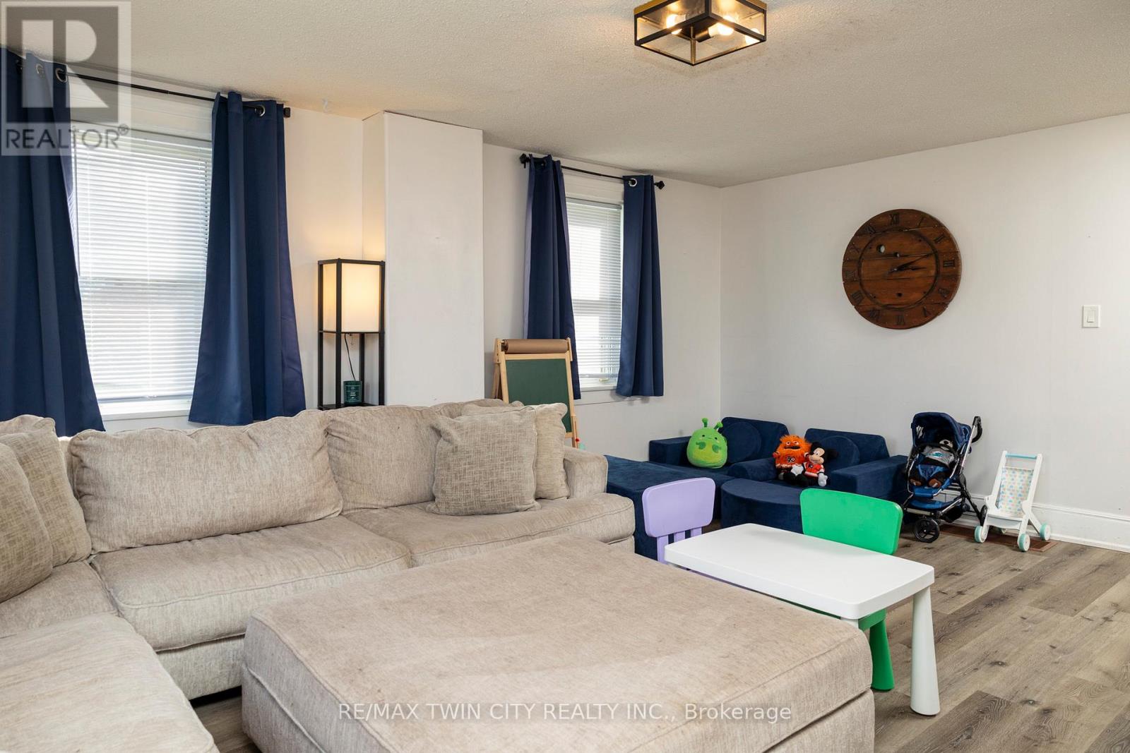 47 Simcoe Street, Brant, Ontario  N0E 1R0 - Photo 13 - X12467739