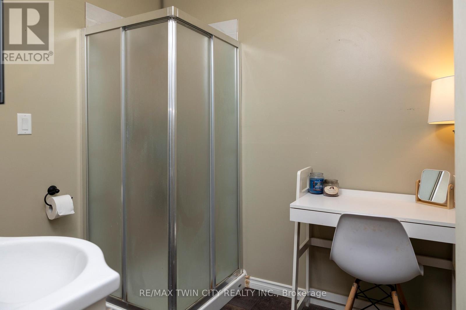 47 Simcoe Street, Brant, Ontario  N0E 1R0 - Photo 16 - X12467739