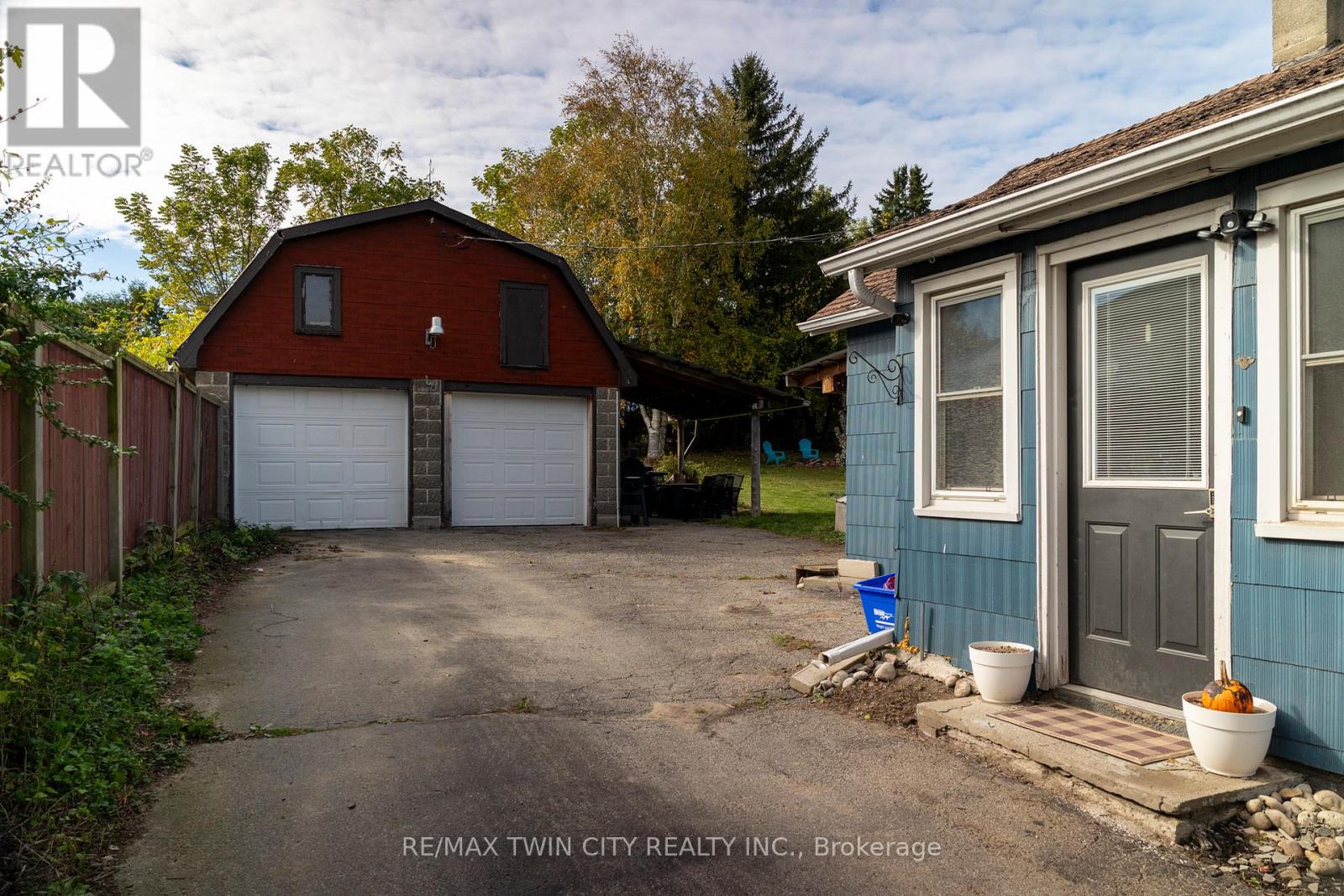 47 Simcoe Street, Brant, Ontario  N0E 1R0 - Photo 4 - X12467739
