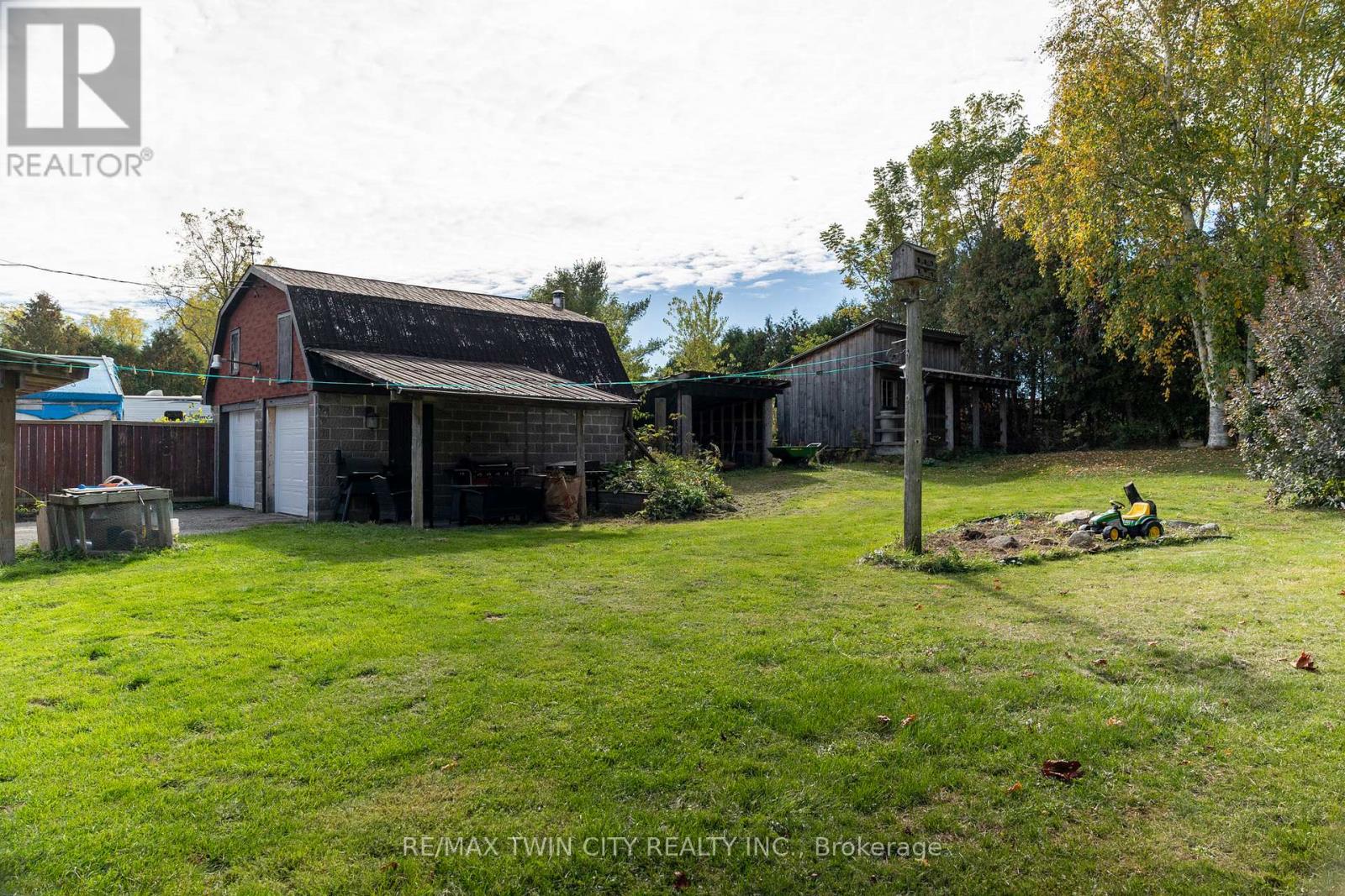 47 Simcoe Street, Brant, Ontario  N0E 1R0 - Photo 5 - X12467739