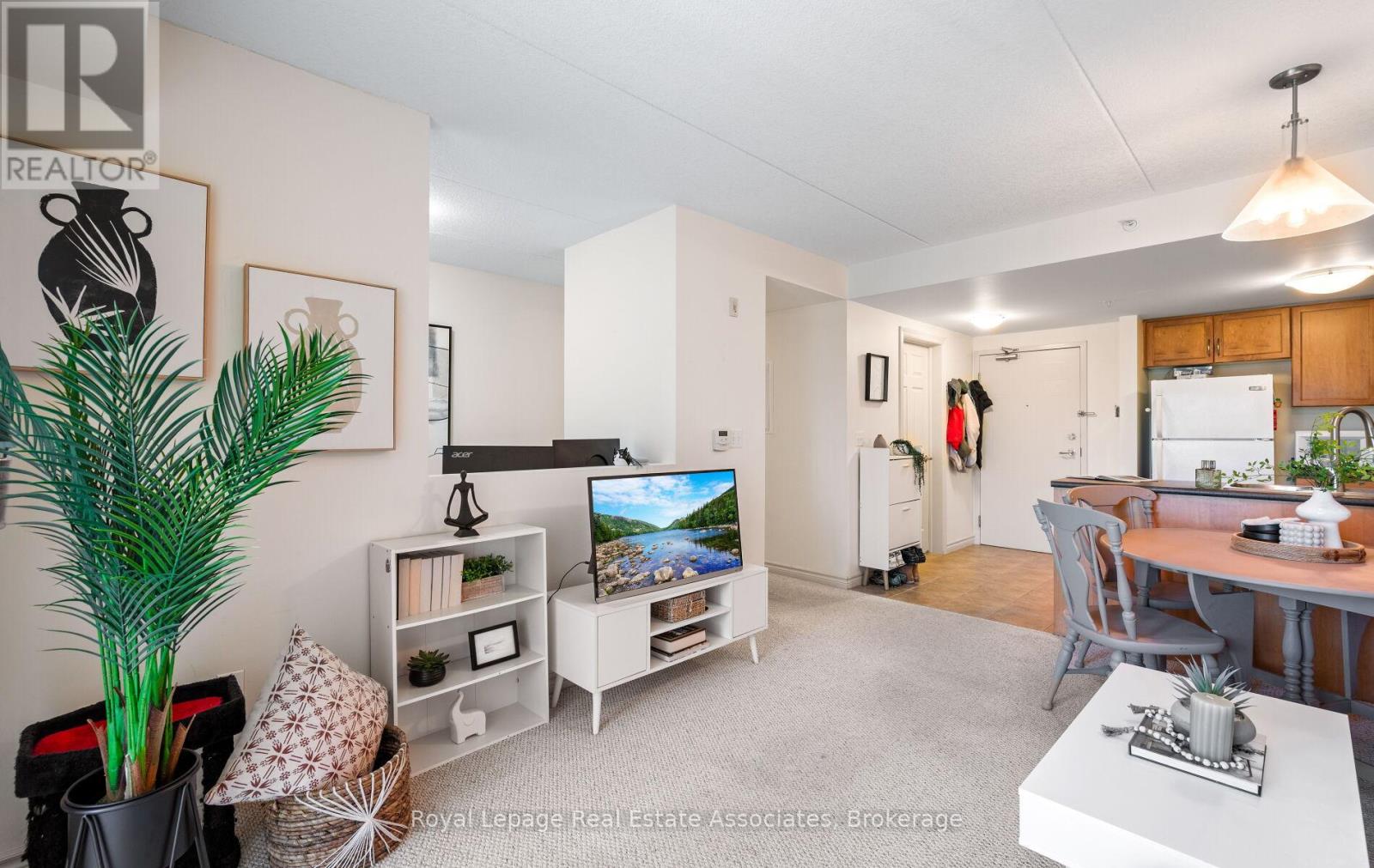 105 - 45 Goodwin Drive, Guelph, Ontario  N1L 0E9 - Photo 11 - X12467755
