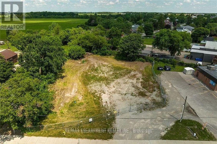 4 Talbot Street W, Haldimand, Ontario  N0A 1J0 - Photo 8 - X12467777