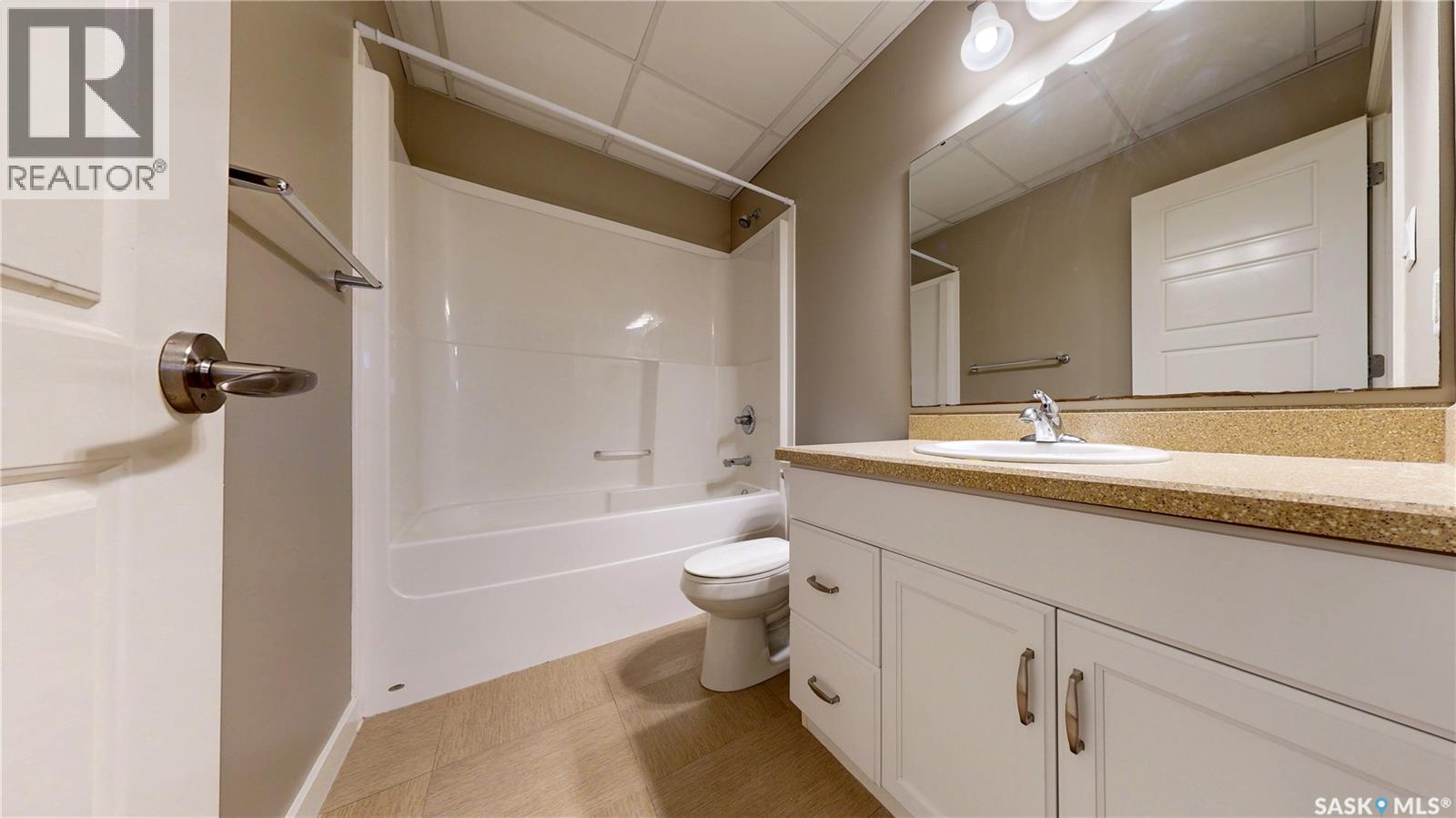 5446 Mitchinson Way, Regina, Saskatchewan  S4W 0N9 - Photo 29 - SK021030
