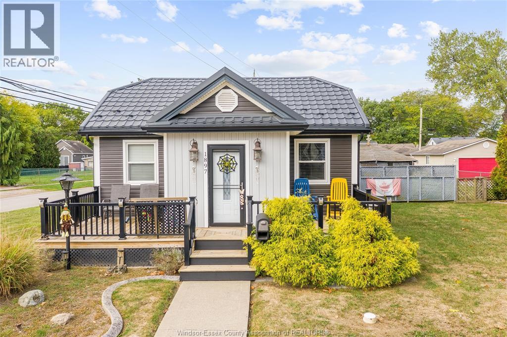 MLS# 25026045: 1897 BUCKINGHAM, Windsor, Canada