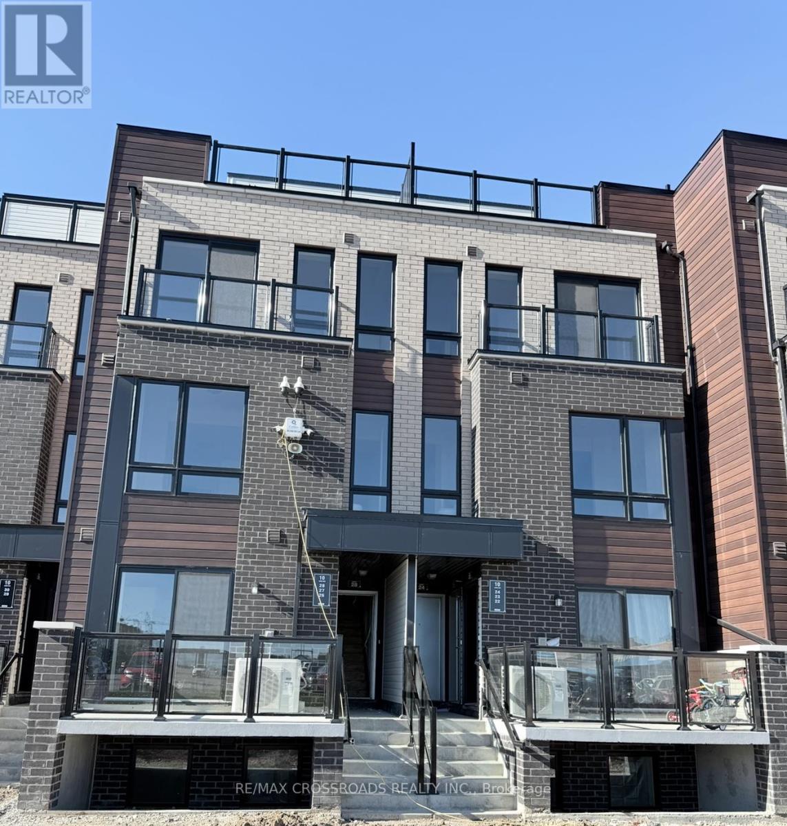 24 - 10 LIBEN WAY, Toronto, Ontario