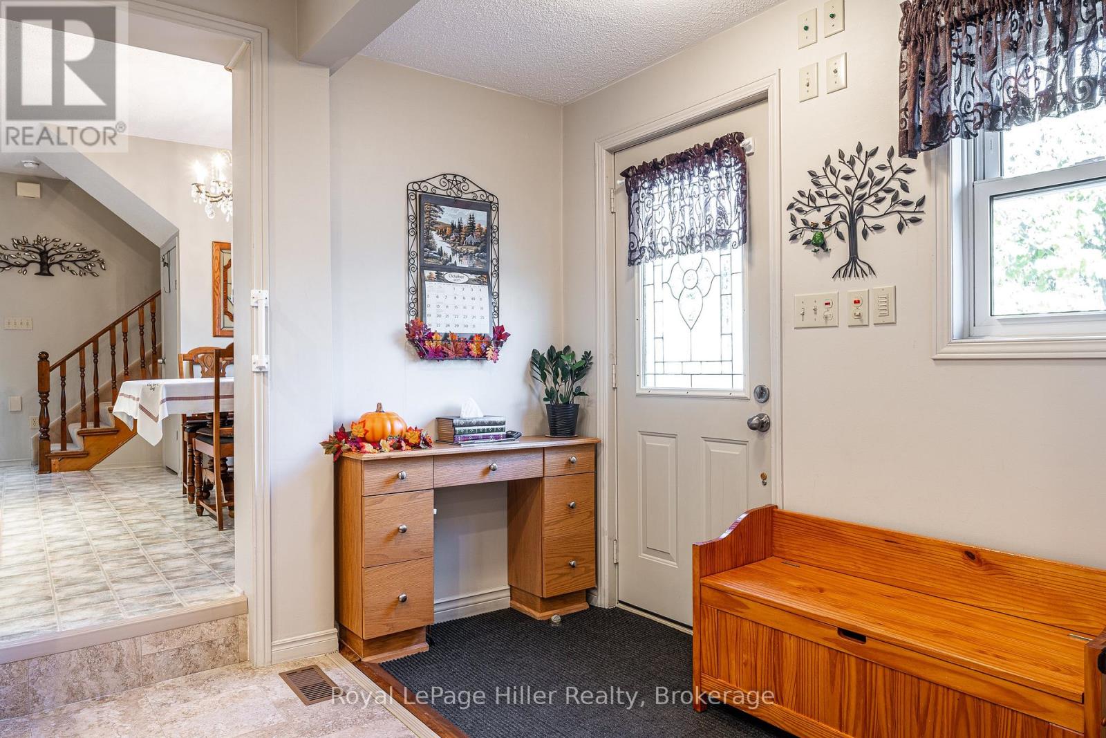 91 Strachan Street, Stratford, Ontario  N5A 2B2 - Photo 24 - X12467817