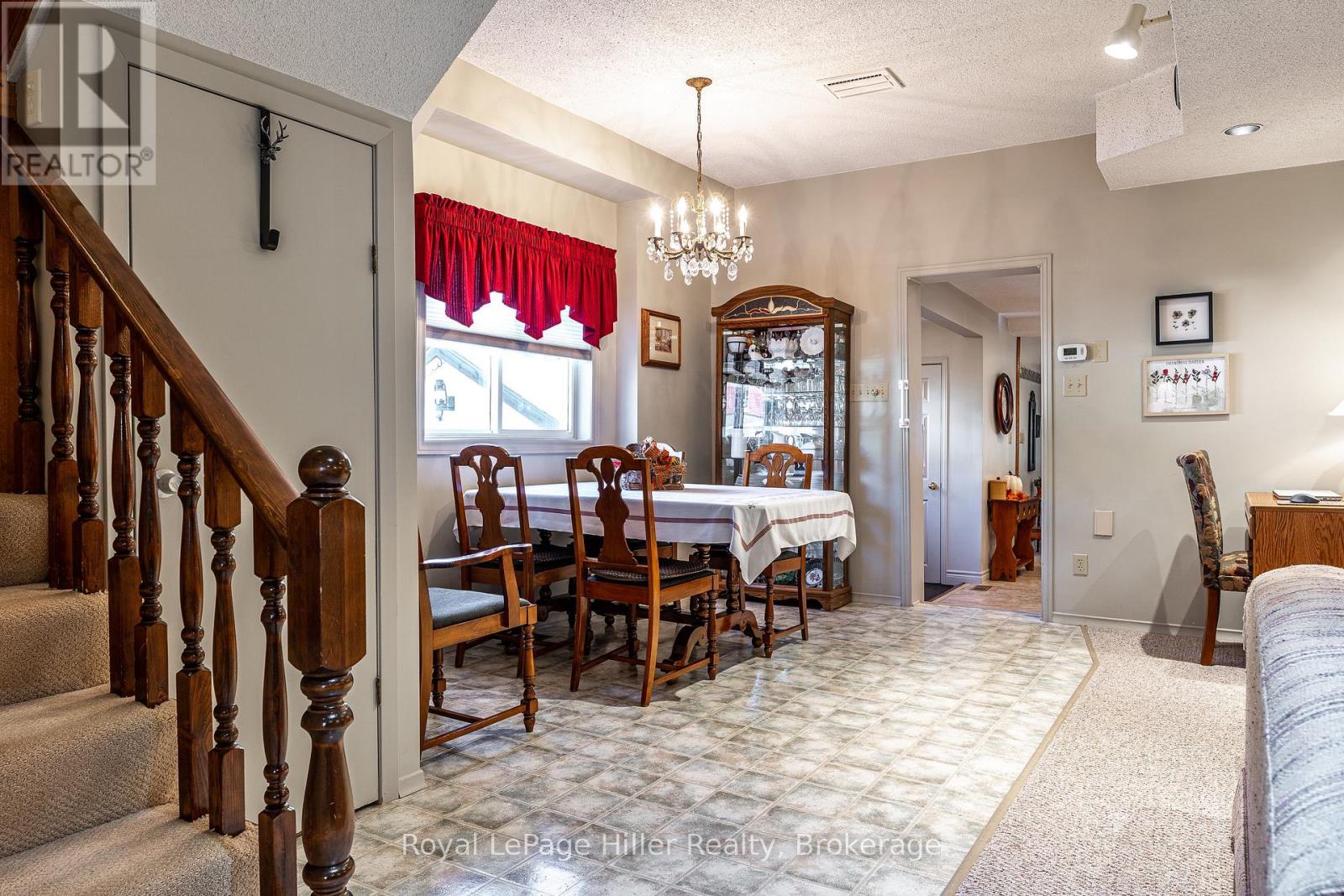 91 Strachan Street, Stratford, Ontario  N5A 2B2 - Photo 7 - X12467817