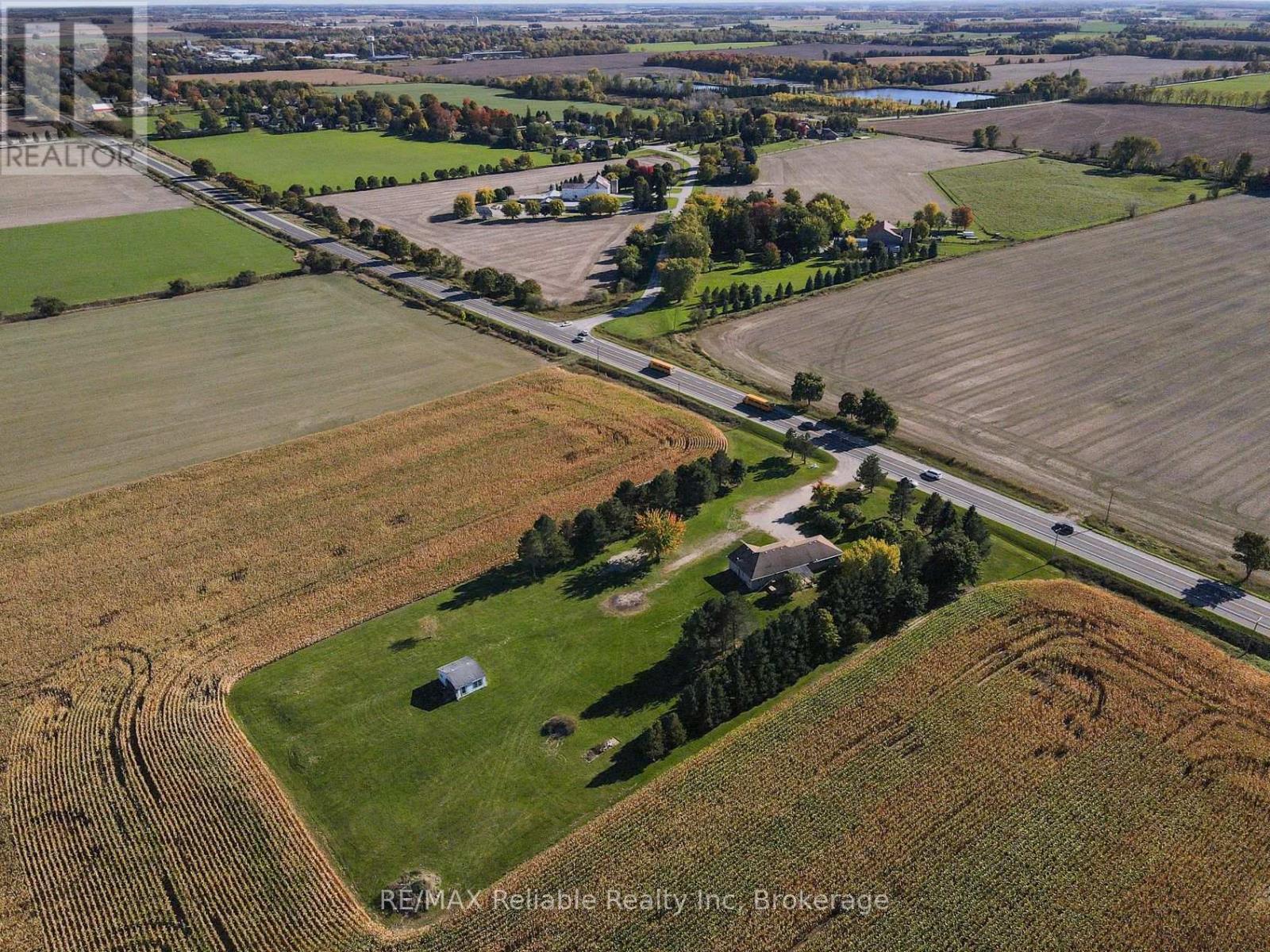 42248 Huron Road, Rural Route # 2 Road, Huron East, Ontario  N0K 1W0 - Photo 32 - X12467823