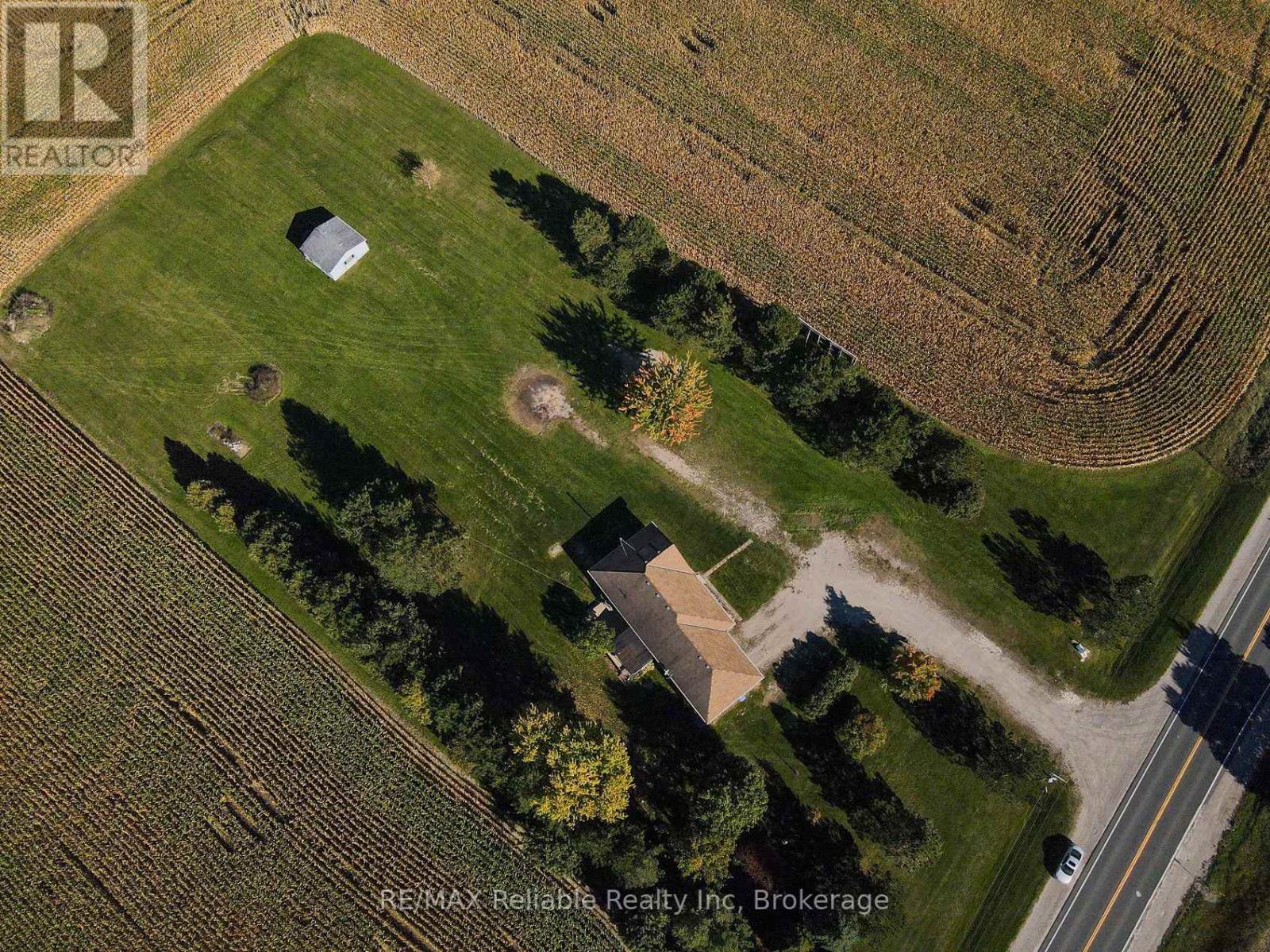 42248 Huron Road, Rural Route # 2 Road, Huron East, Ontario  N0K 1W0 - Photo 33 - X12467823